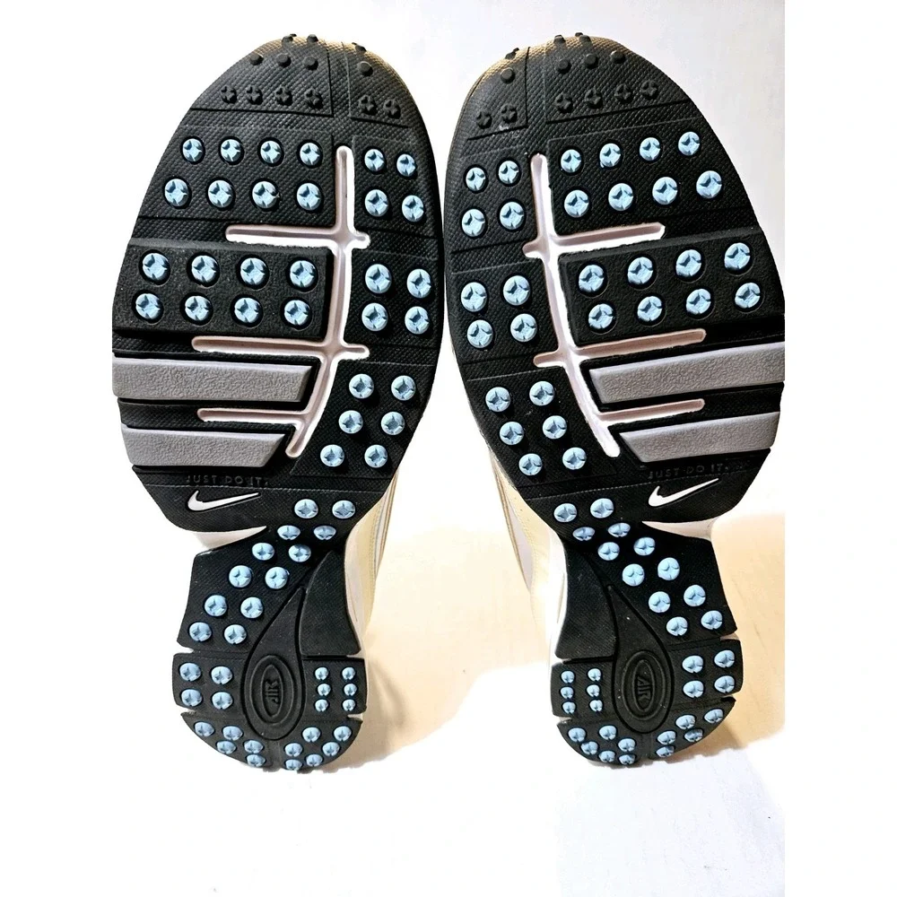Nike Women's Air Strike Turf Shoes Size‎ 7